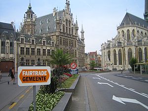 Sign announcing the Belgian city of Leuven's Fairtrade Town status