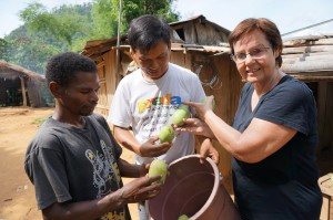 Poverty is overcome with South-North Fair Trade 